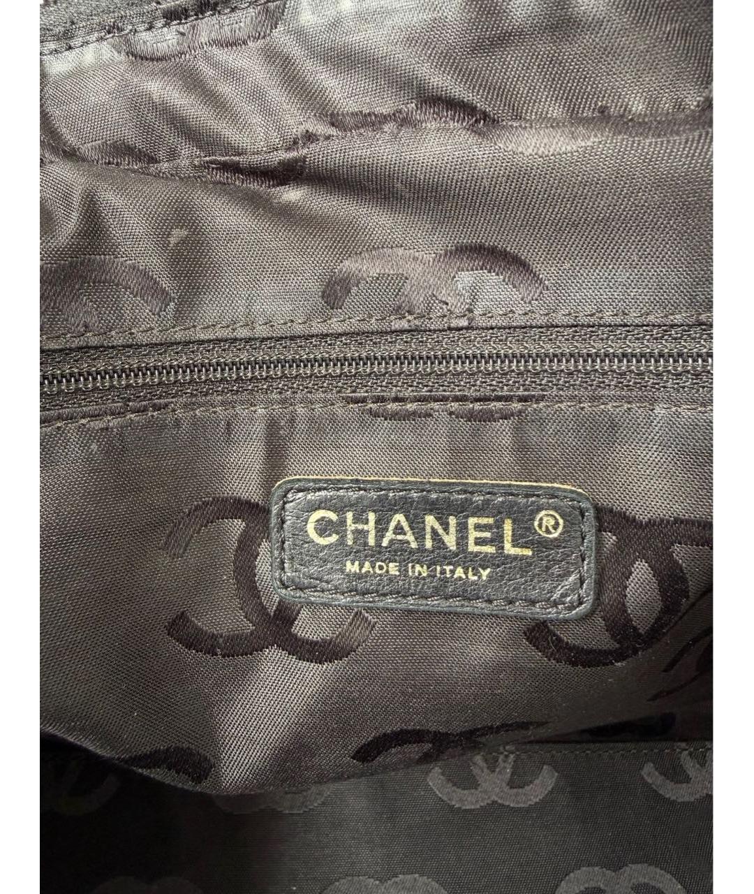 CHANEL Черная кожаная сумка с короткими ручками, фото 6