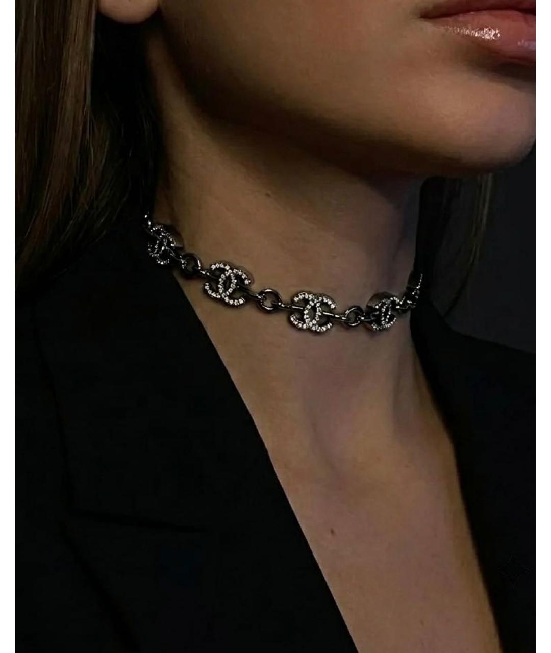 CHANEL Серебряное металлическое колье, фото 2
