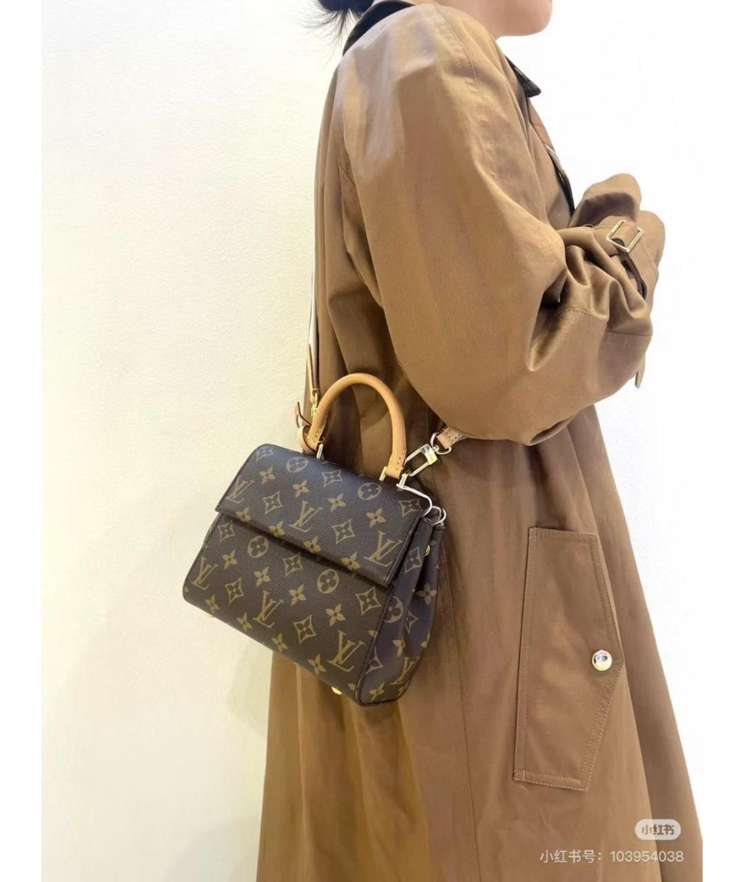LOUIS VUITTON Коричневая сумка через плечо из канвы, фото 6