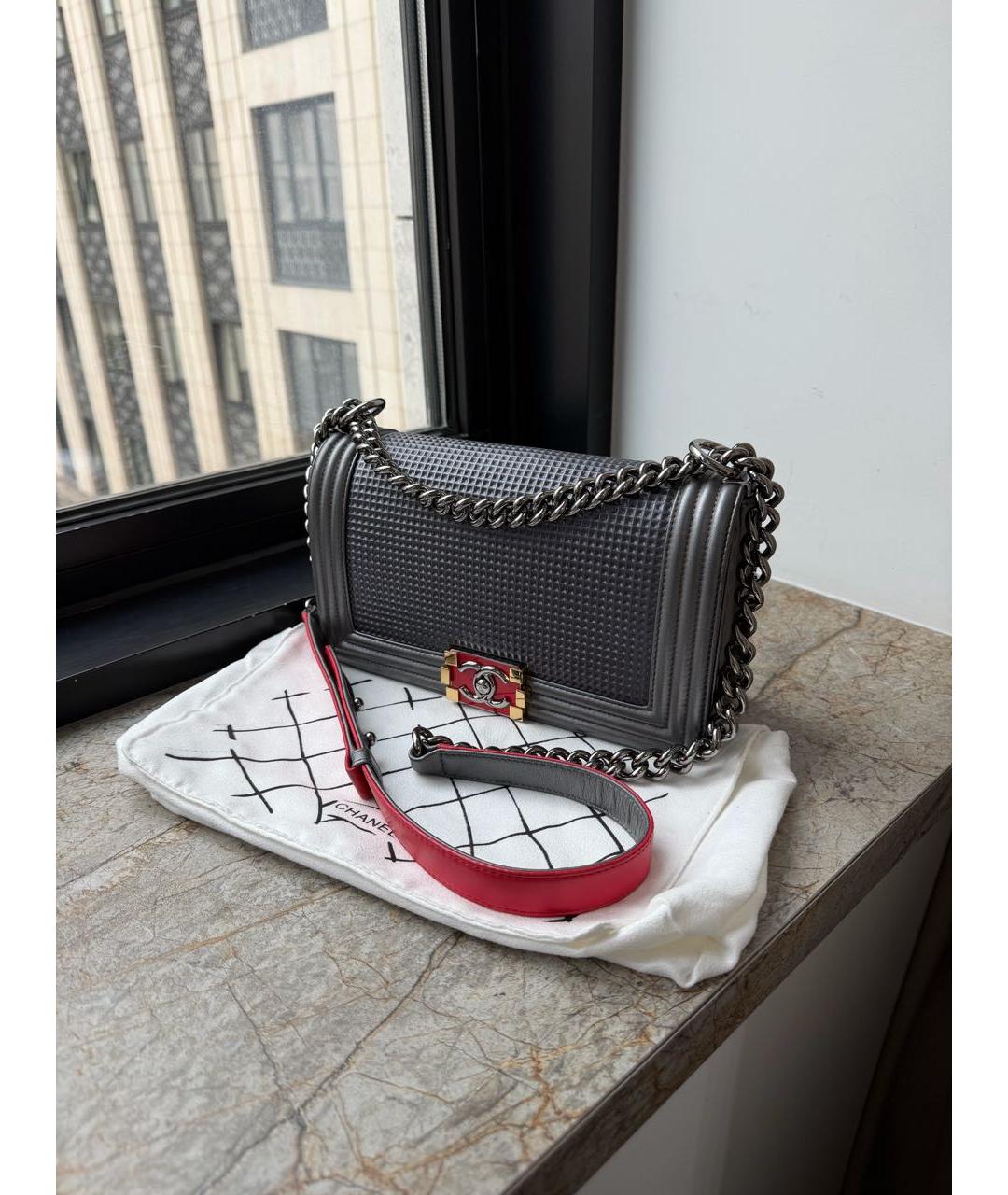 CHANEL Серебряная кожаная сумка через плечо, фото 2