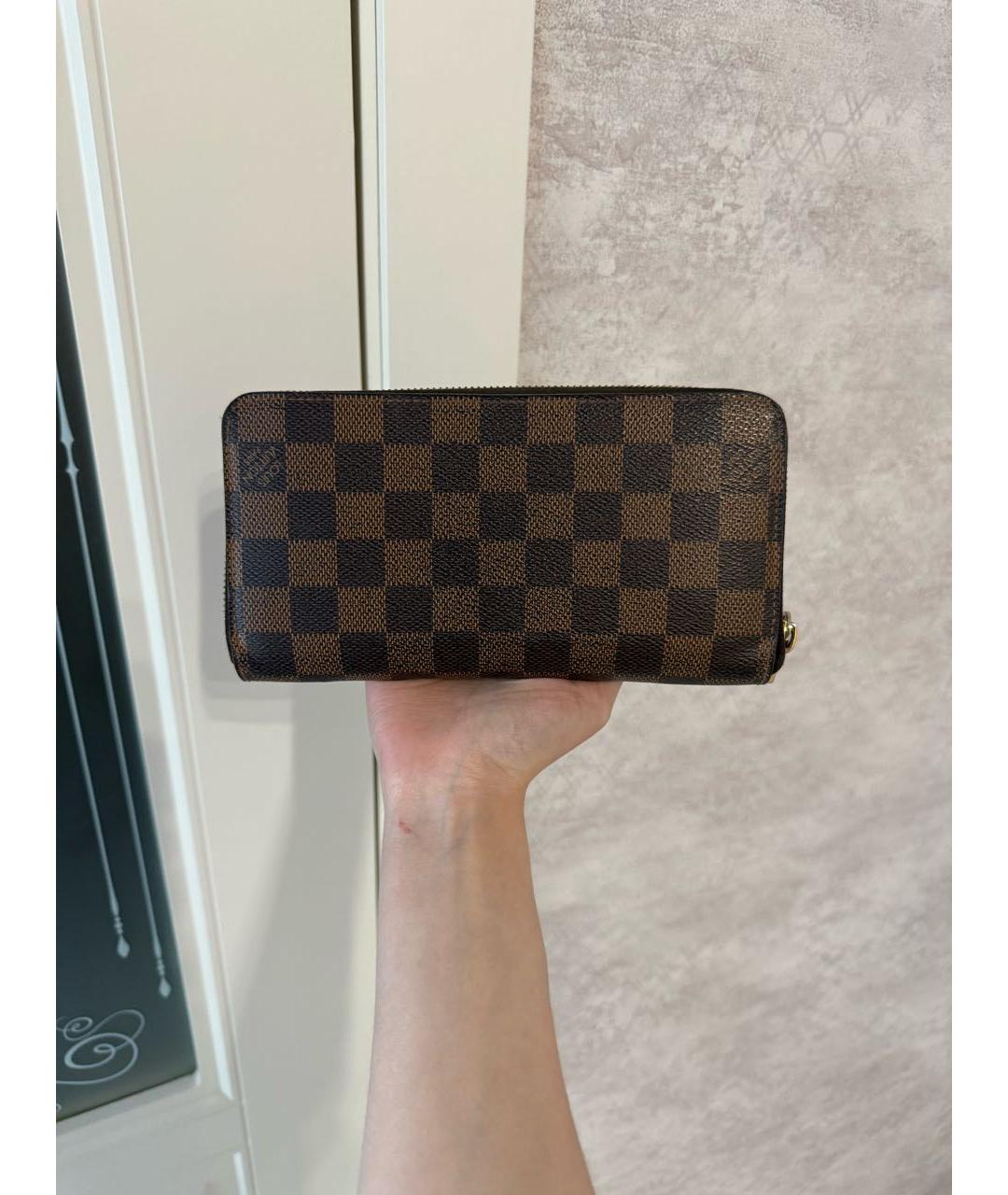 LOUIS VUITTON Коричневый кошелек, фото 6