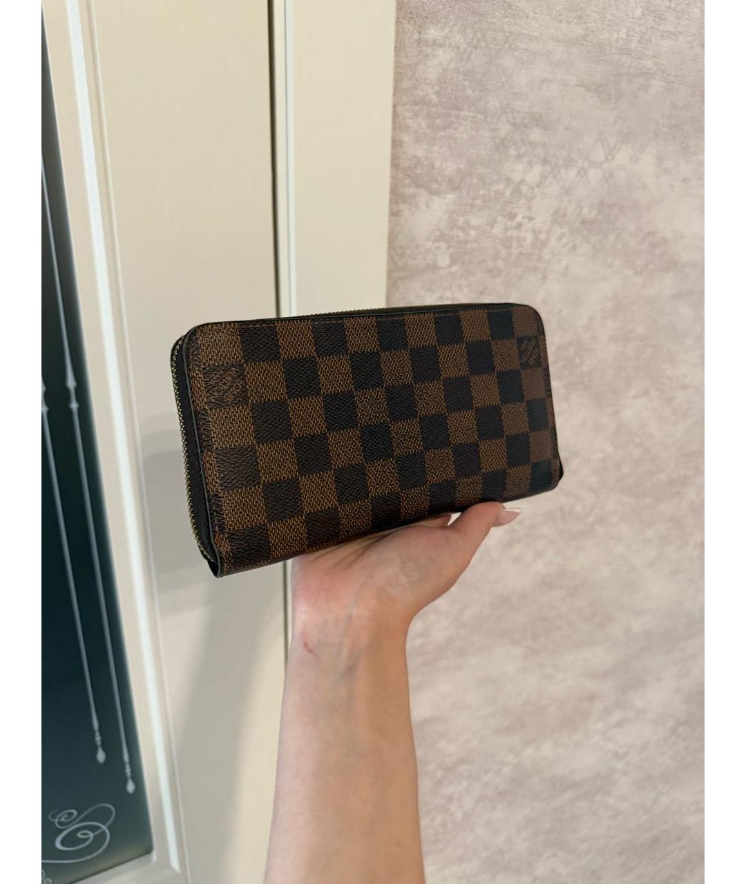 LOUIS VUITTON Коричневый кошелек, фото 2