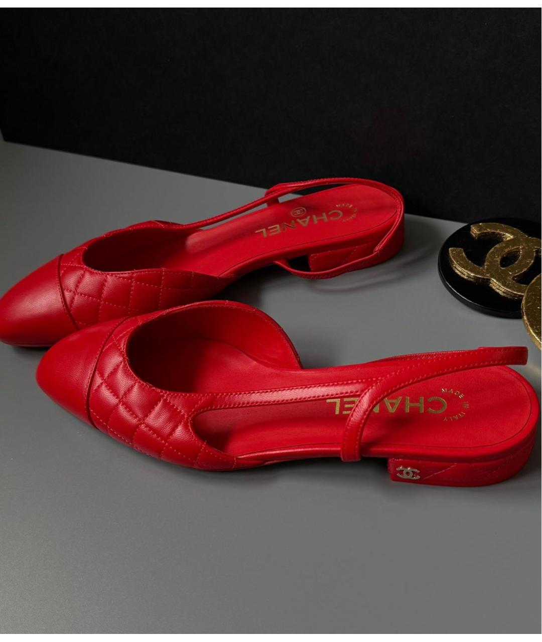 CHANEL Красные кожаные туфли, фото 3