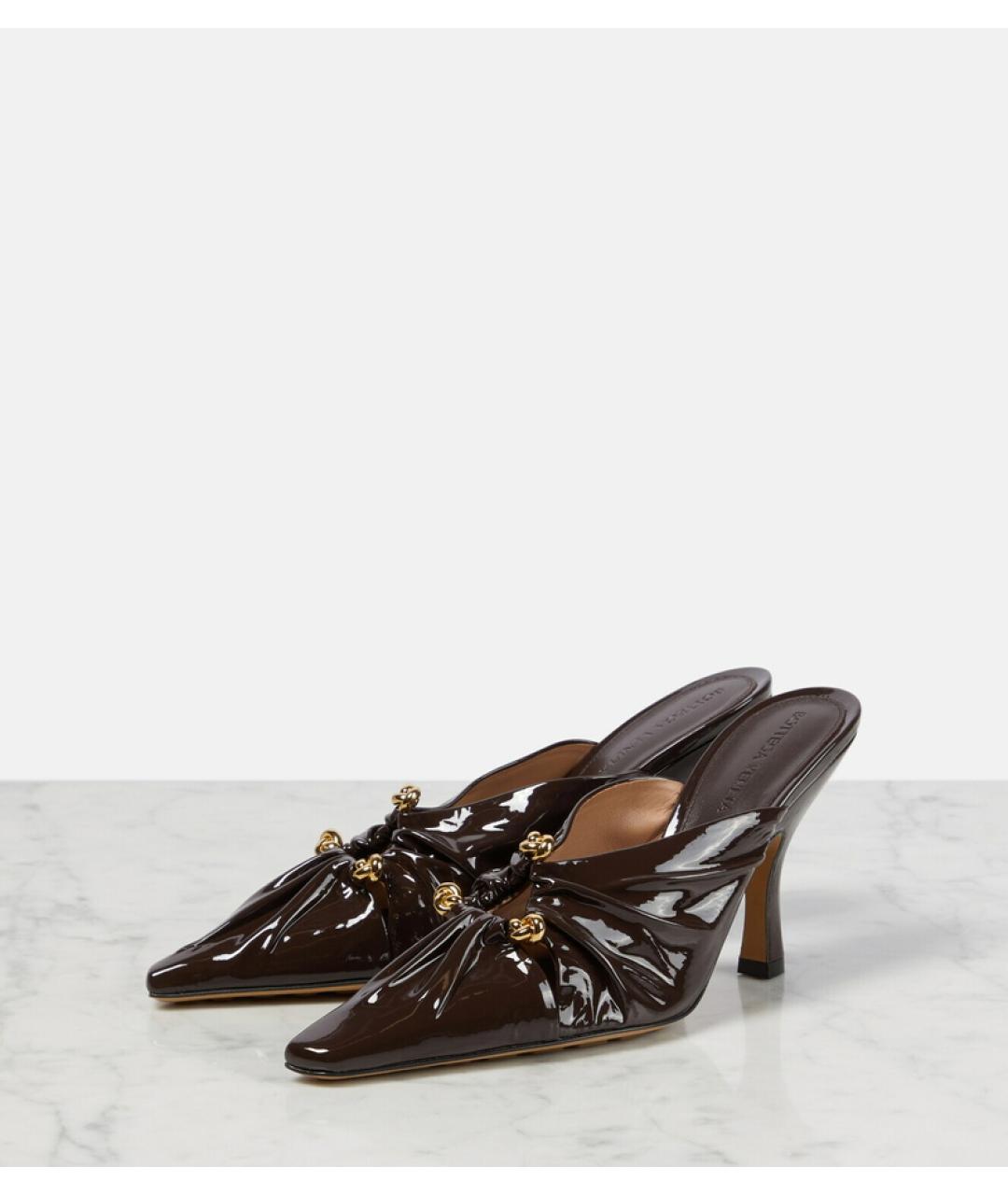 BOTTEGA VENETA Коричневые мюли из лакированной кожи, фото 5