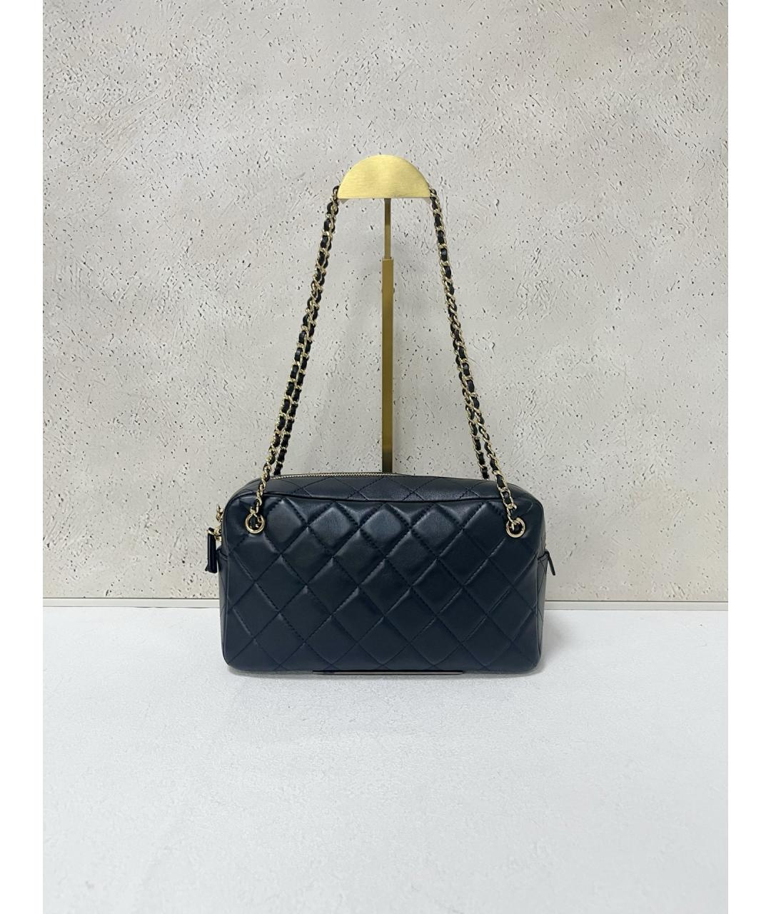 CHANEL Черная кожаная сумка через плечо, фото 2