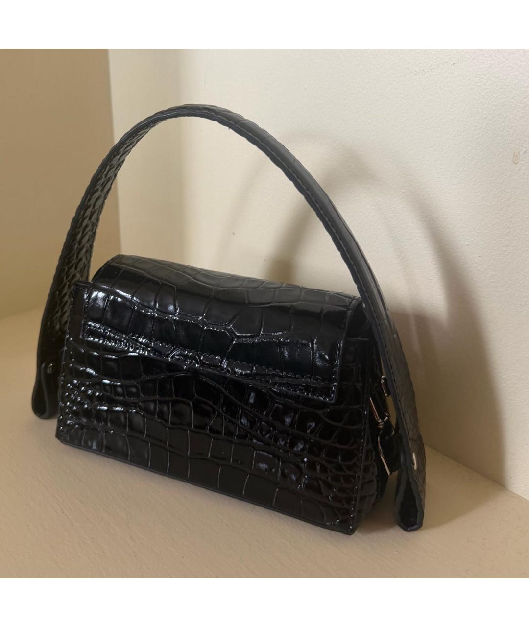 VIVIENNE WESTWOOD Черная сумка с короткими ручками из лакированной кожи, фото 3