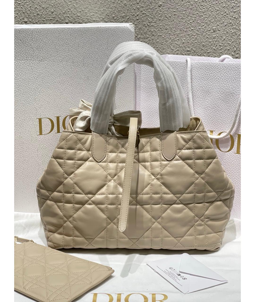 CHRISTIAN DIOR Бежевая сумка тоут из искусственной кожи, фото 4