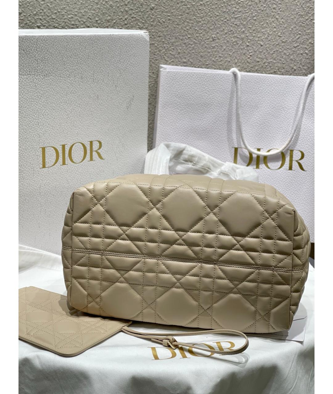 CHRISTIAN DIOR Бежевая сумка тоут из искусственной кожи, фото 8