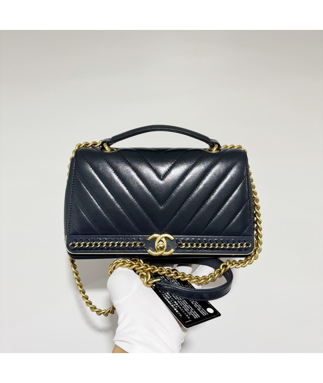 CHANEL Темно-синяя кожаная сумка через плечо, фото 10