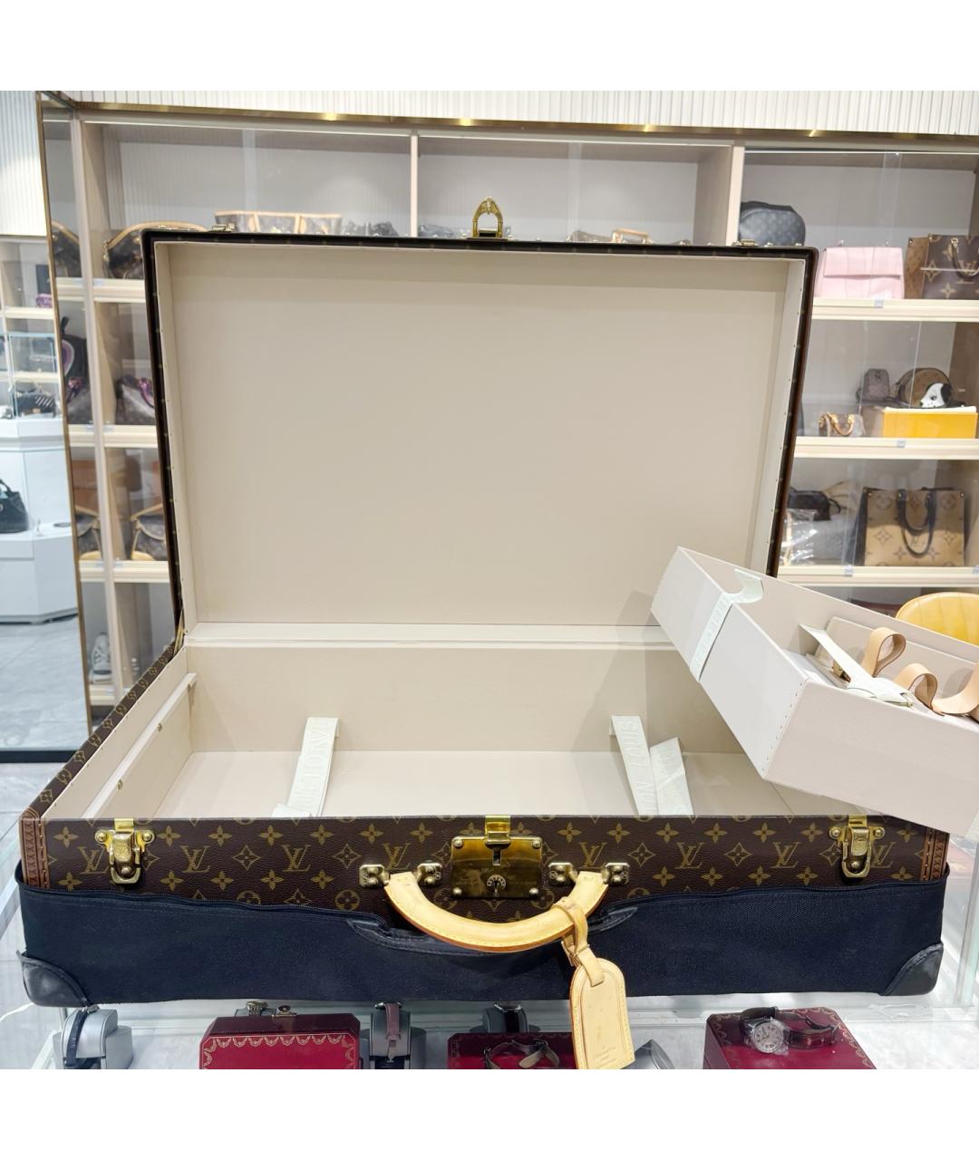 LOUIS VUITTON Коричневый чемодан из канвы, фото 3