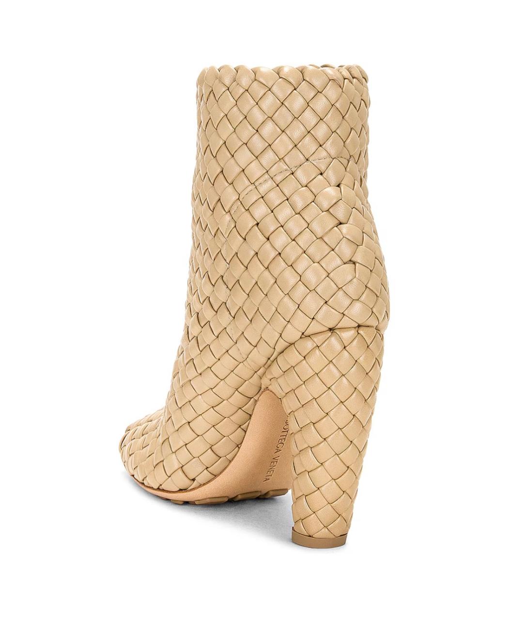 BOTTEGA VENETA Бежевые кожаные ботильоны, фото 5