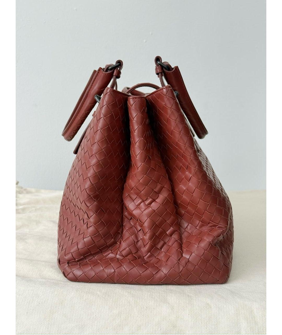BOTTEGA VENETA Бордовая кожаная сумка тоут, фото 2