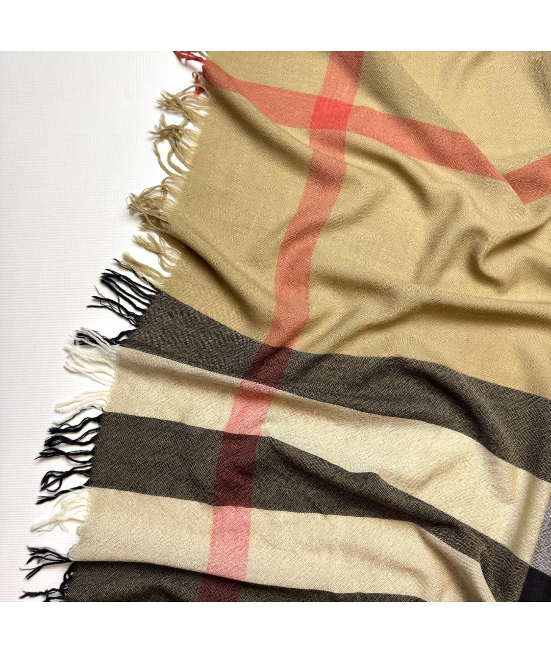 BURBERRY Бежевый шерстяной шарф, фото 6