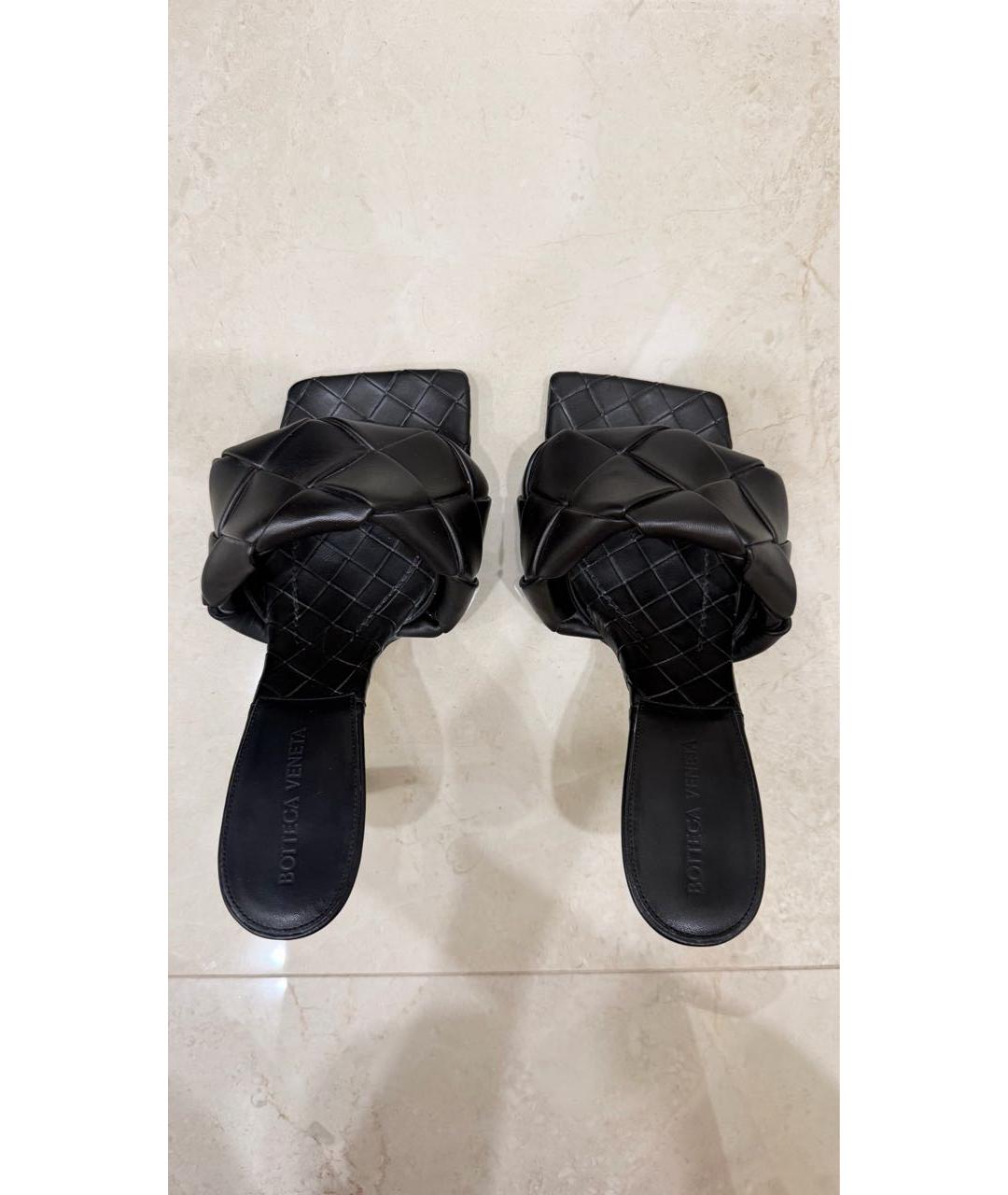 BOTTEGA VENETA Черные кожаные мюли, фото 3