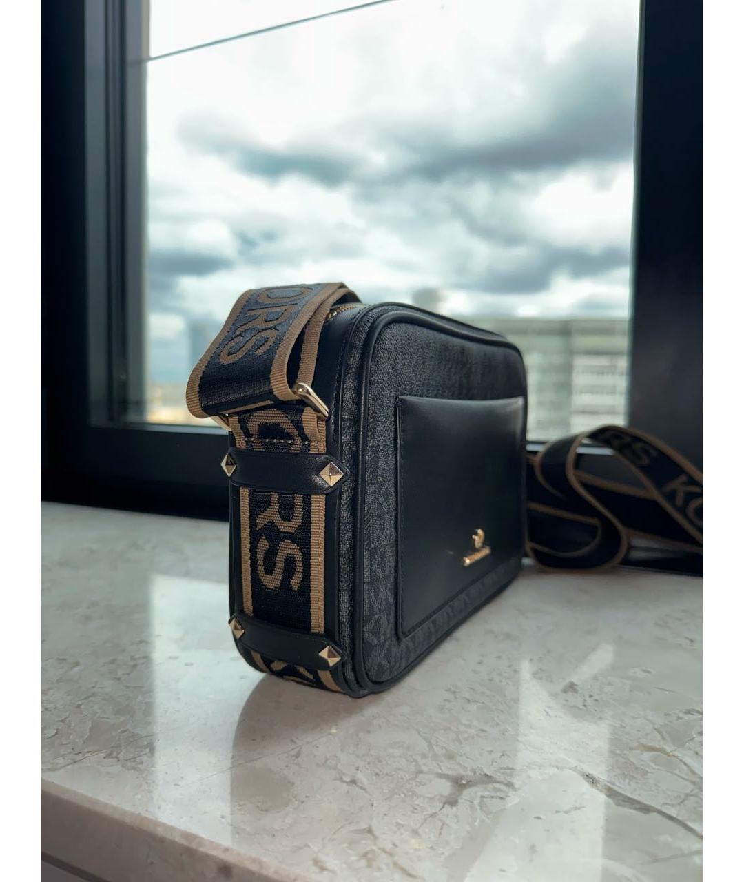 MICHAEL KORS Черная кожаная сумка через плечо, фото 2