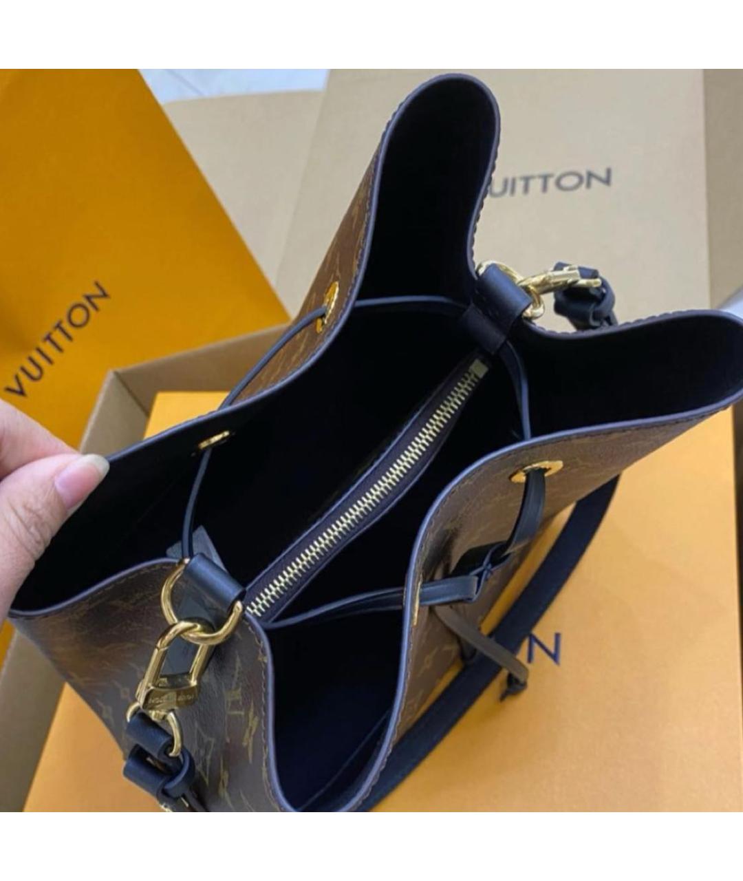 LOUIS VUITTON Коричневая кожаная сумка через плечо, фото 7