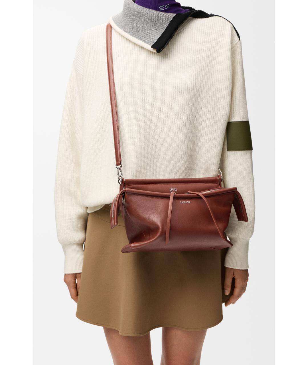 LOEWE Коричневая кожаная сумка через плечо, фото 4