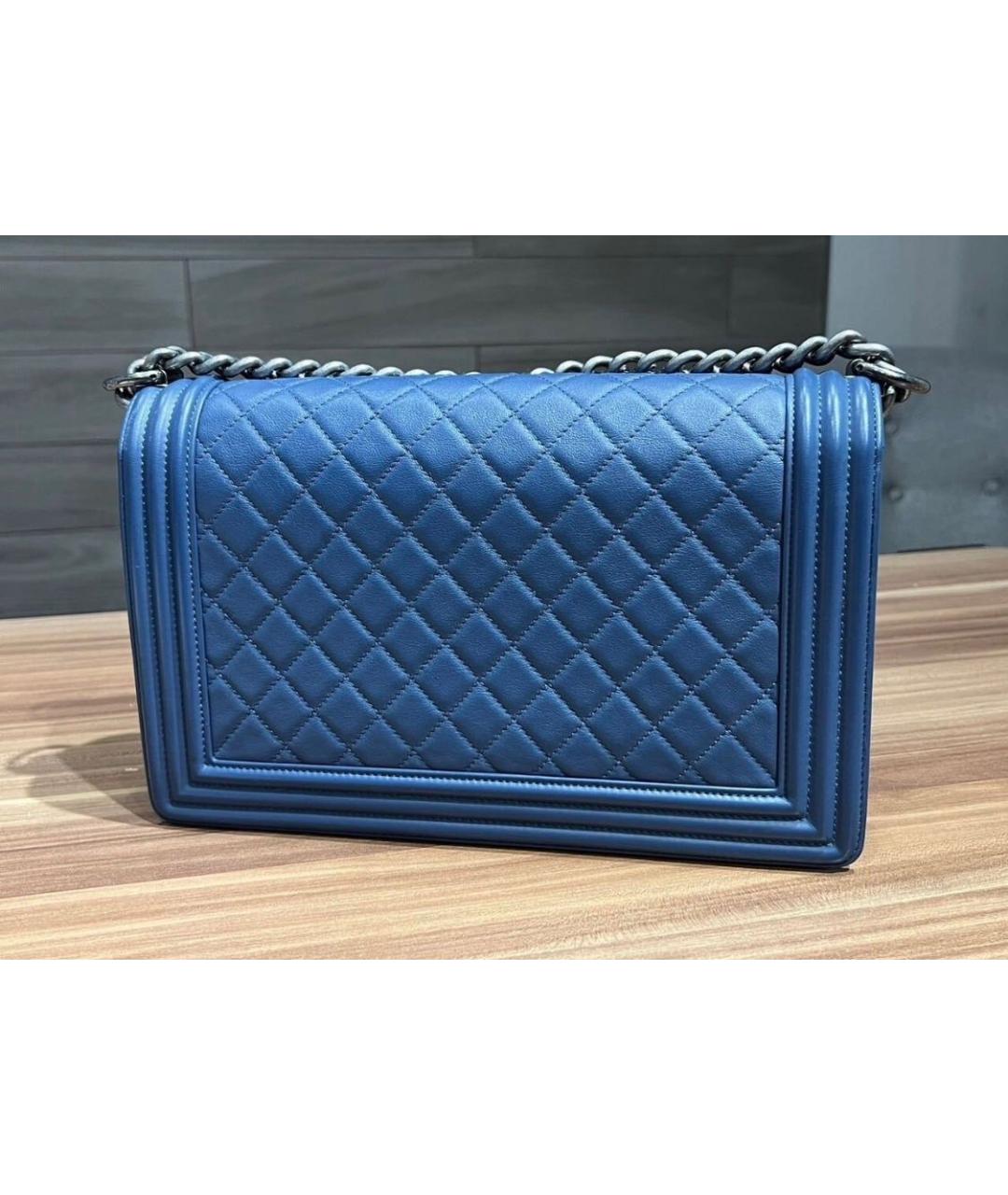 CHANEL Голубая кожаная сумка через плечо, фото 3