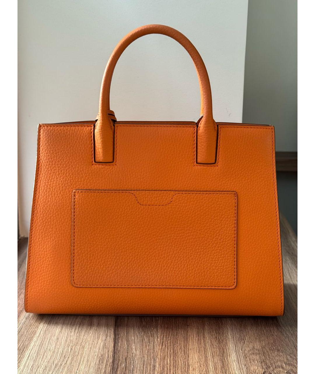 BURBERRY Оранжевая кожаная сумка с короткими ручками, фото 3