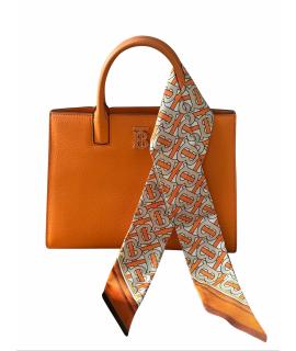 BURBERRY Платок