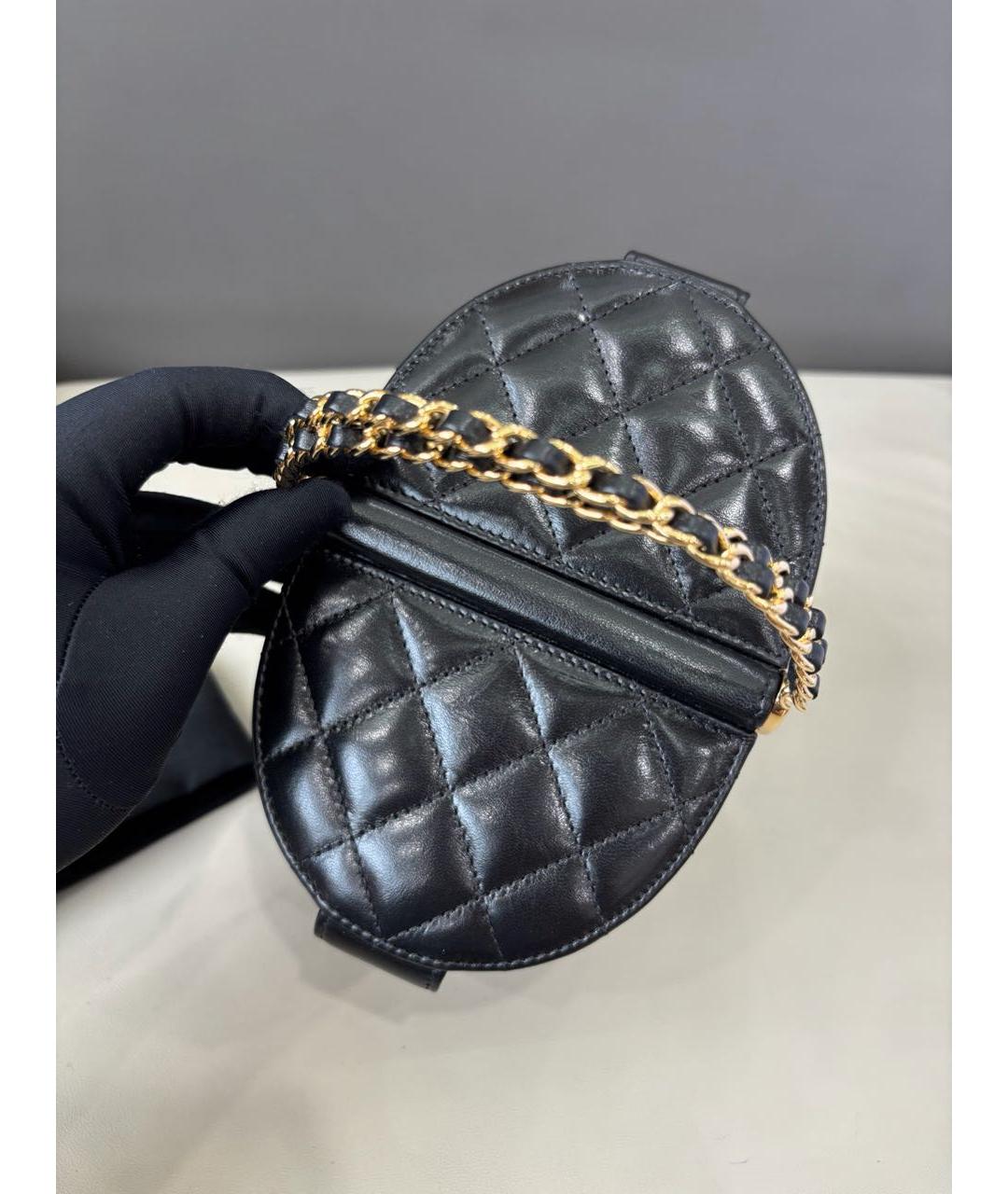 CHANEL Черная кожаная сумка с короткими ручками, фото 5
