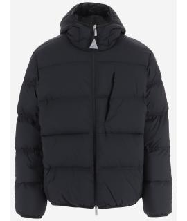 MONCLER Пуховик