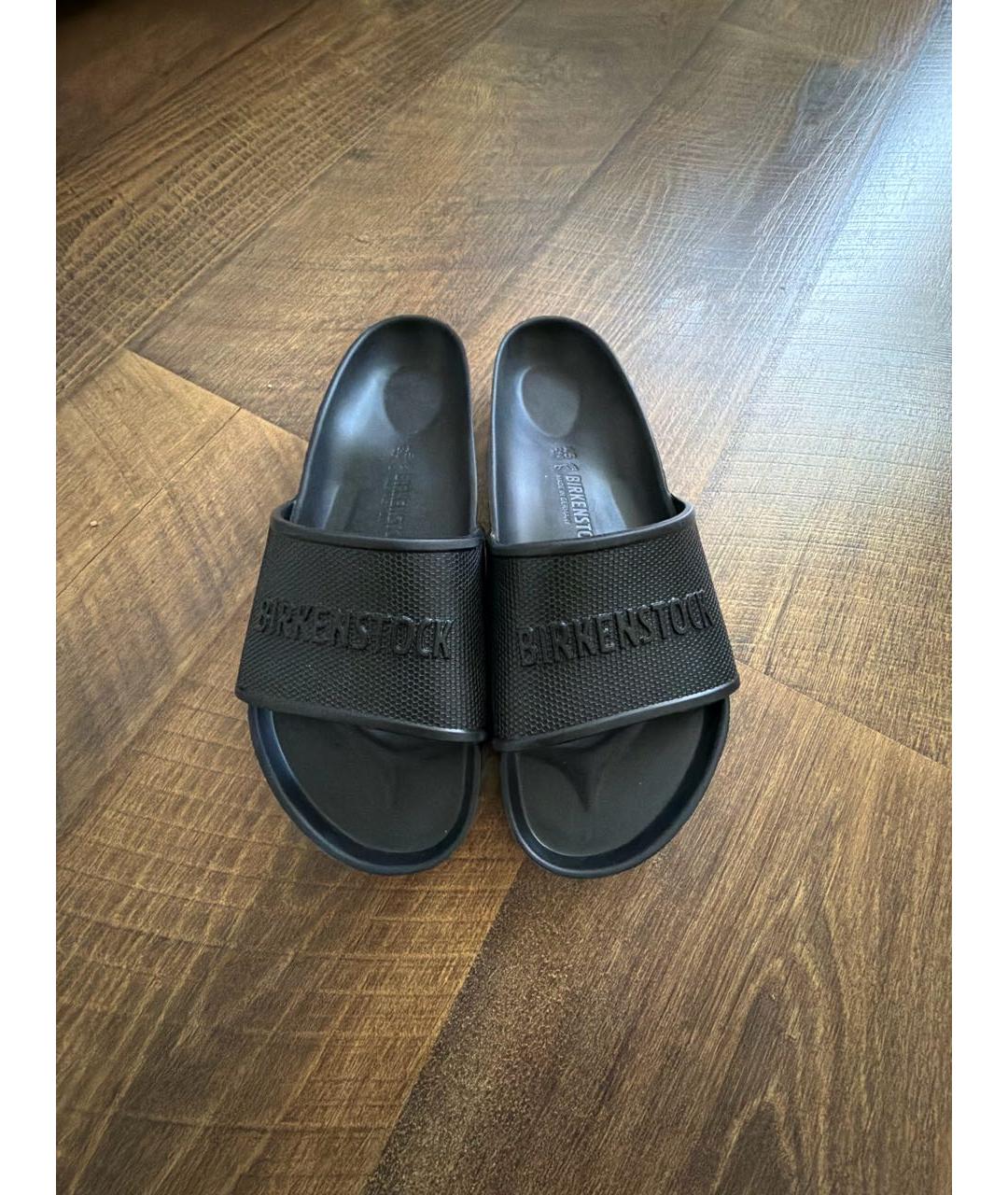 BIRKENSTOCK Черные синтетические шлепанцы, фото 2