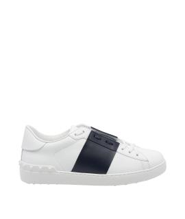 VALENTINO Низкие кроссовки / кеды