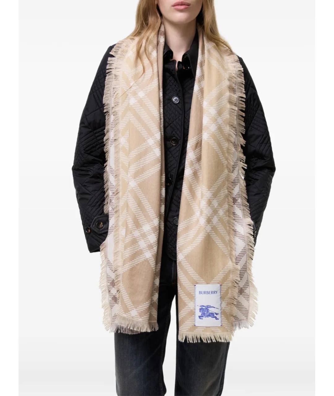 BURBERRY Бежевый шерстяной шарф, фото 3