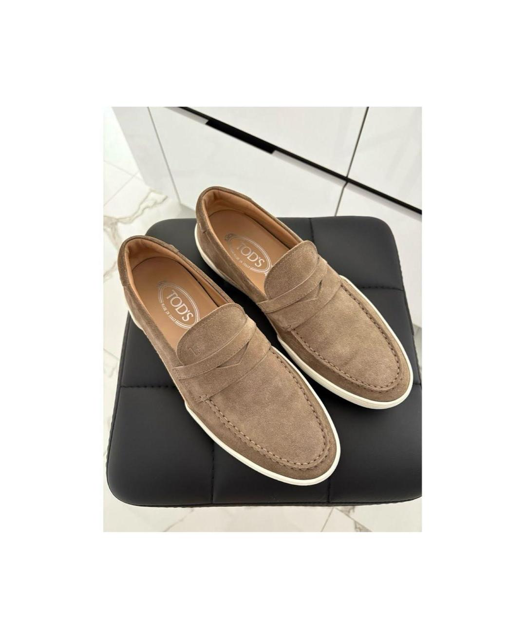 TOD'S Бежевые замшевые лоферы, фото 2
