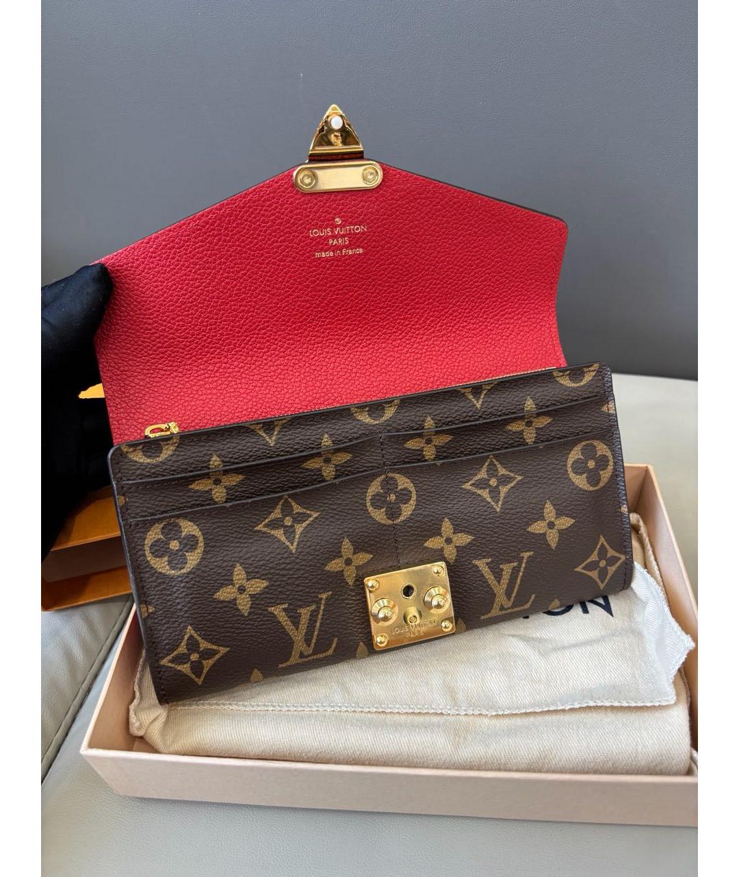 LOUIS VUITTON Красный кардхолдер из искусственной кожи, фото 6