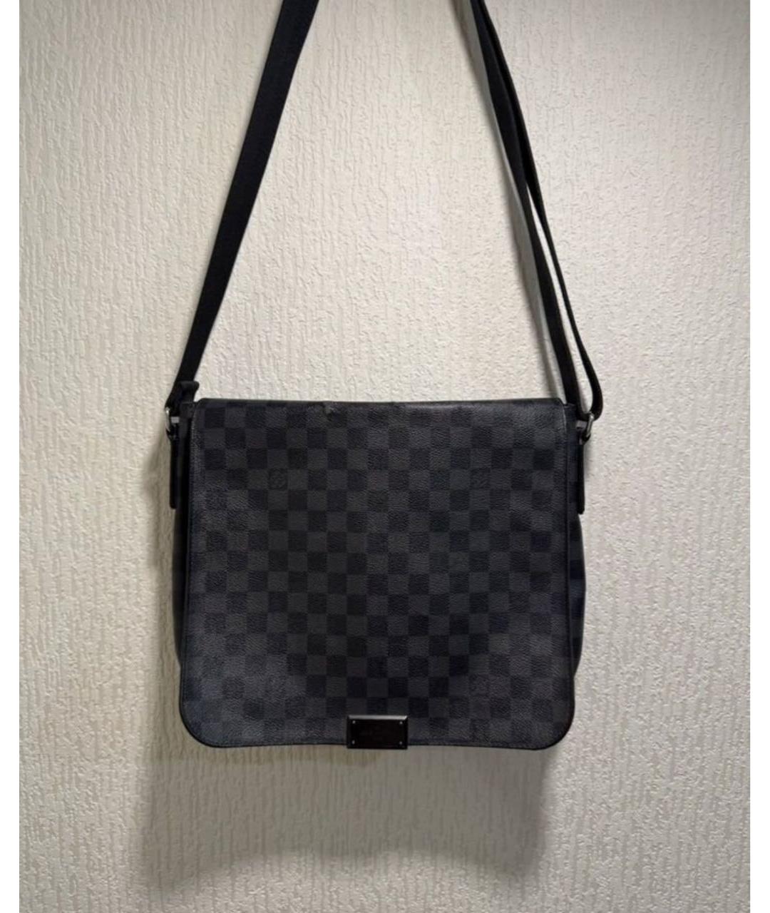 LOUIS VUITTON Черная сумка на плечо из канвы, фото 6
