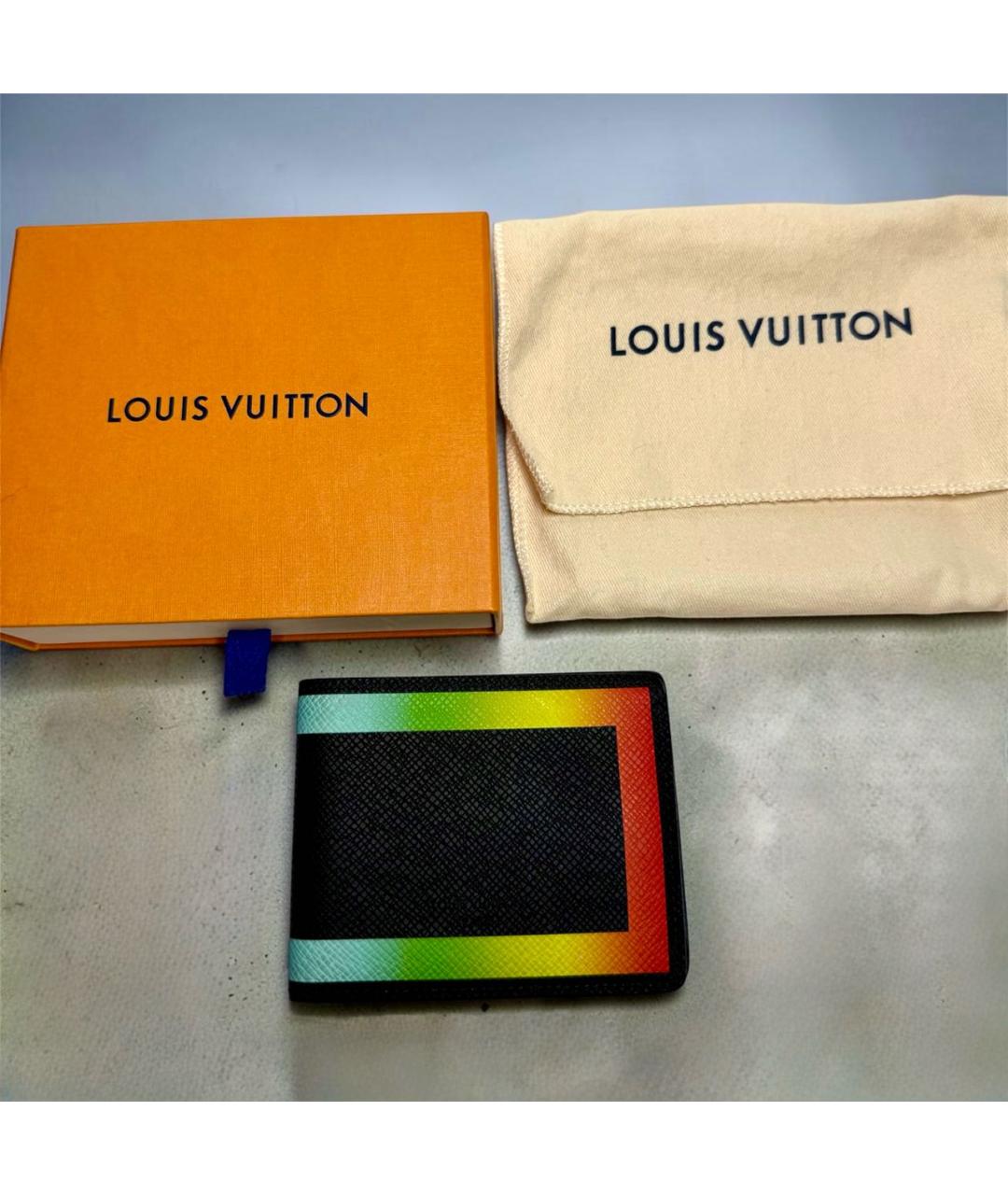 LOUIS VUITTON Черный кожаный кошелек, фото 5