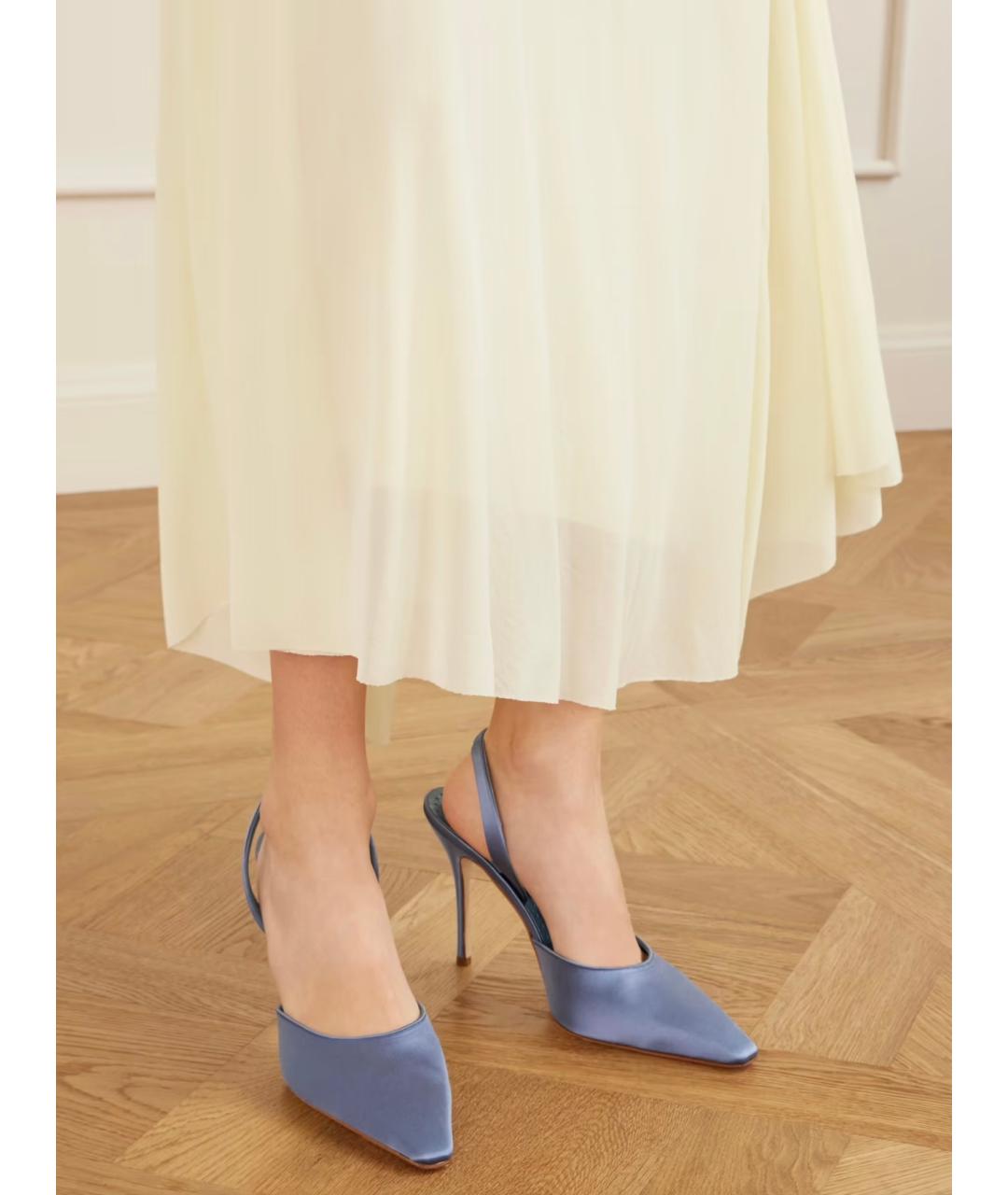MANOLO BLAHNIK Голубые текстильные туфли, фото 3