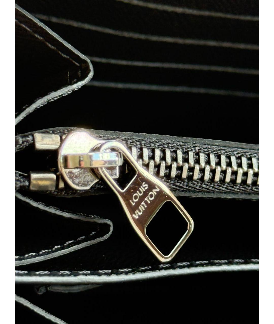 LOUIS VUITTON Черный кошелек из лакированной кожи, фото 6