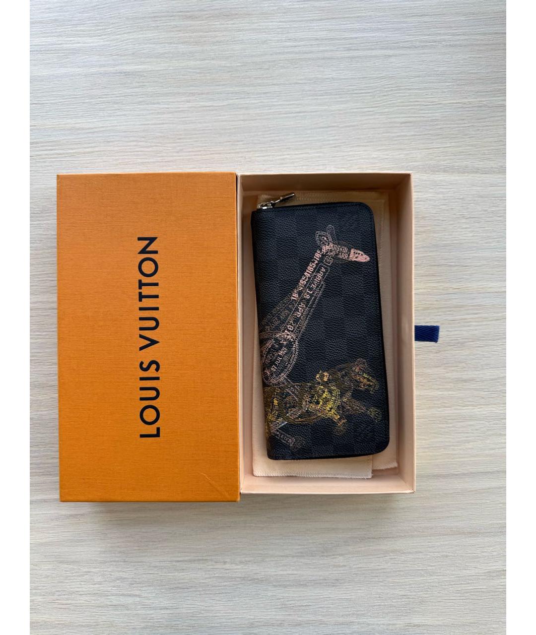 LOUIS VUITTON Мульти кошелек из лакированной кожи, фото 2