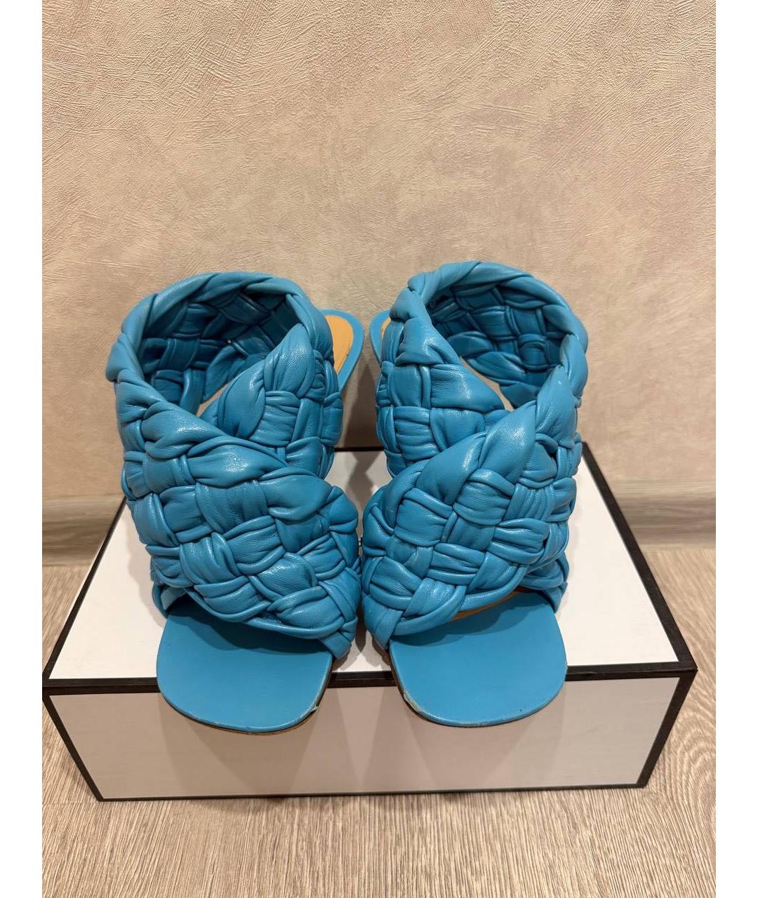 BOTTEGA VENETA Голубые кожаные босоножки, фото 3