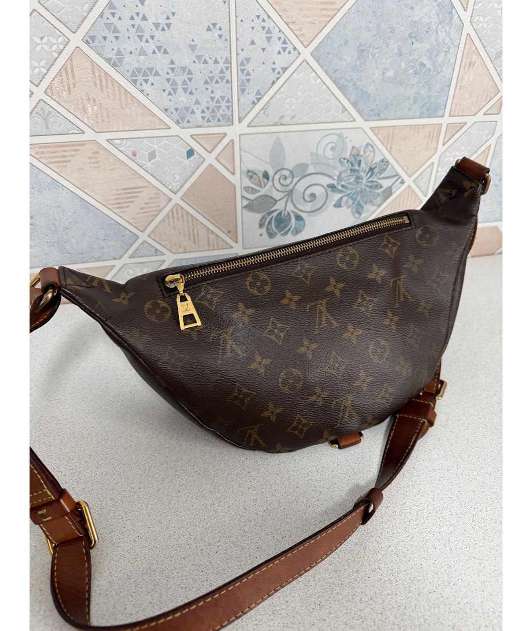 LOUIS VUITTON Коричневая кожаная сумка через плечо, фото 2
