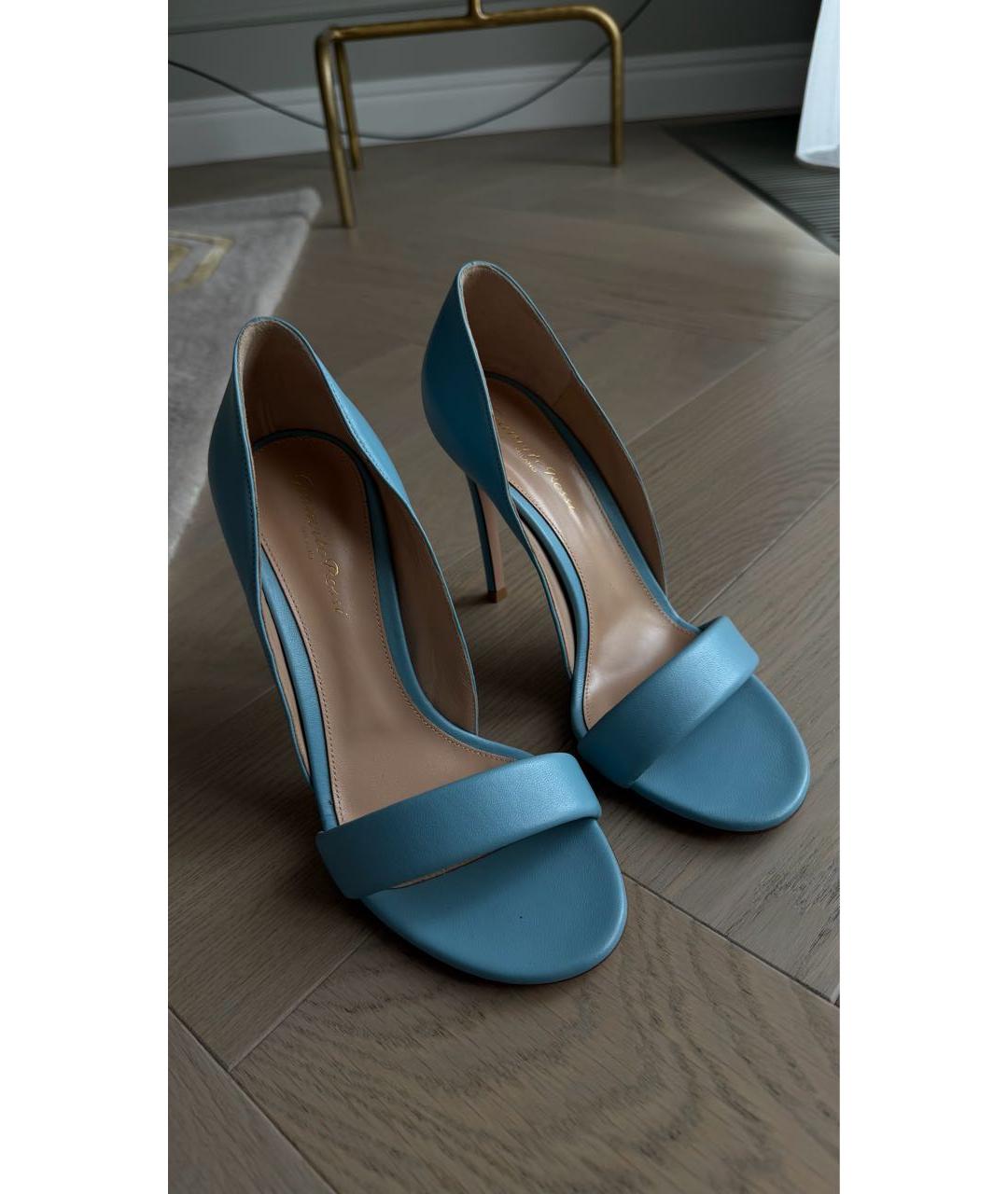 GIANVITO ROSSI Голубые кожаные босоножки, фото 2
