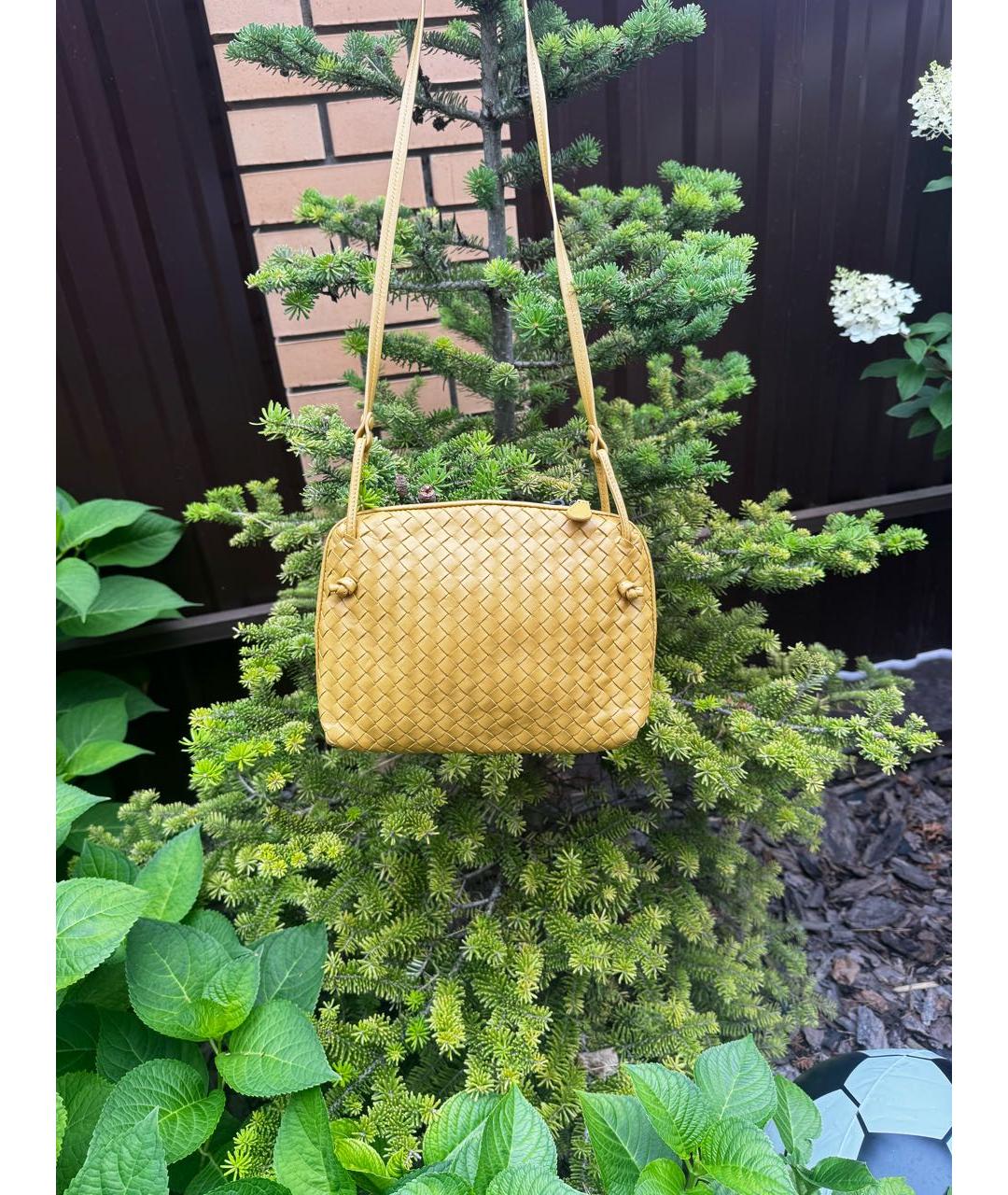 BOTTEGA VENETA Горчичная кожаная сумка через плечо, фото 3