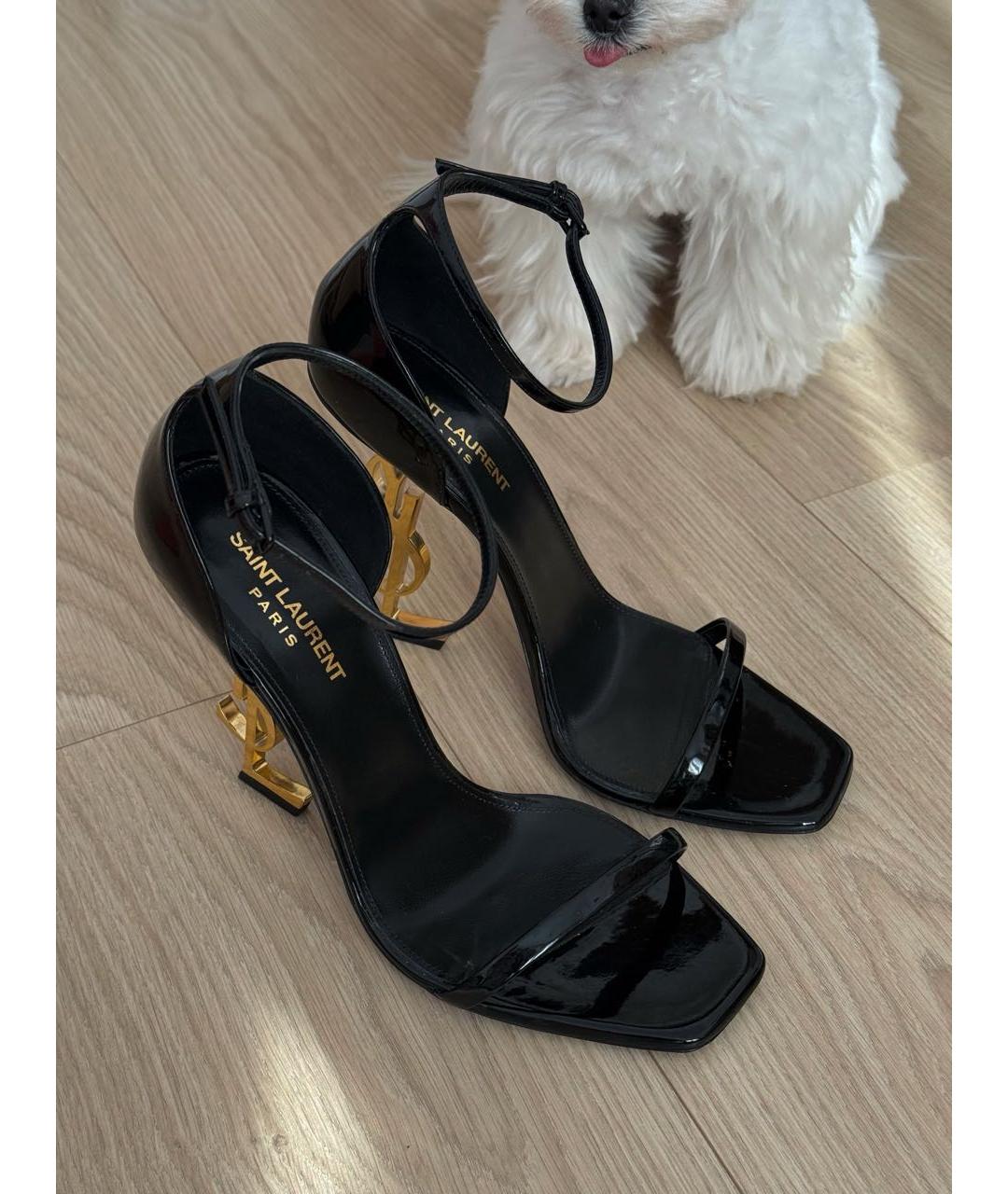 SAINT LAURENT Черные босоножки из лакированной кожи, фото 2
