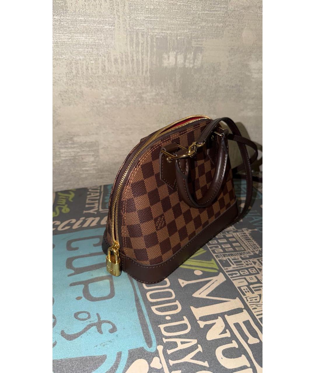 LOUIS VUITTON Коричневая сумка через плечо из канвы, фото 2