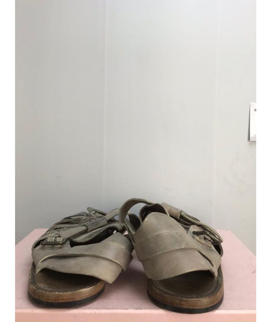DOLCE&GABBANA Серые кожаные сандалии, фото 4