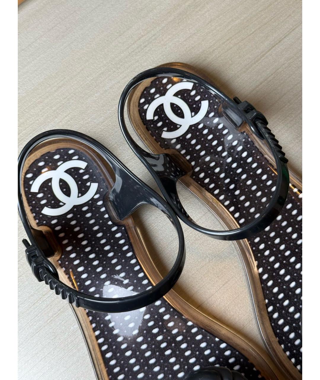 CHANEL Черные резиновые сандалии, фото 4