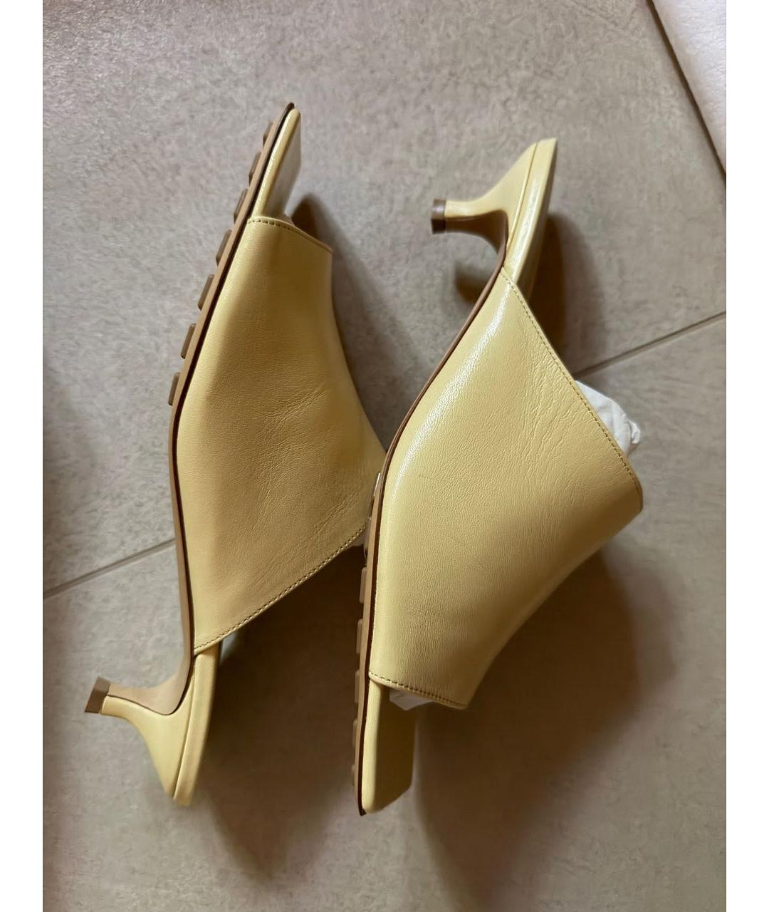 BOTTEGA VENETA Желтые кожаные сабо, фото 8
