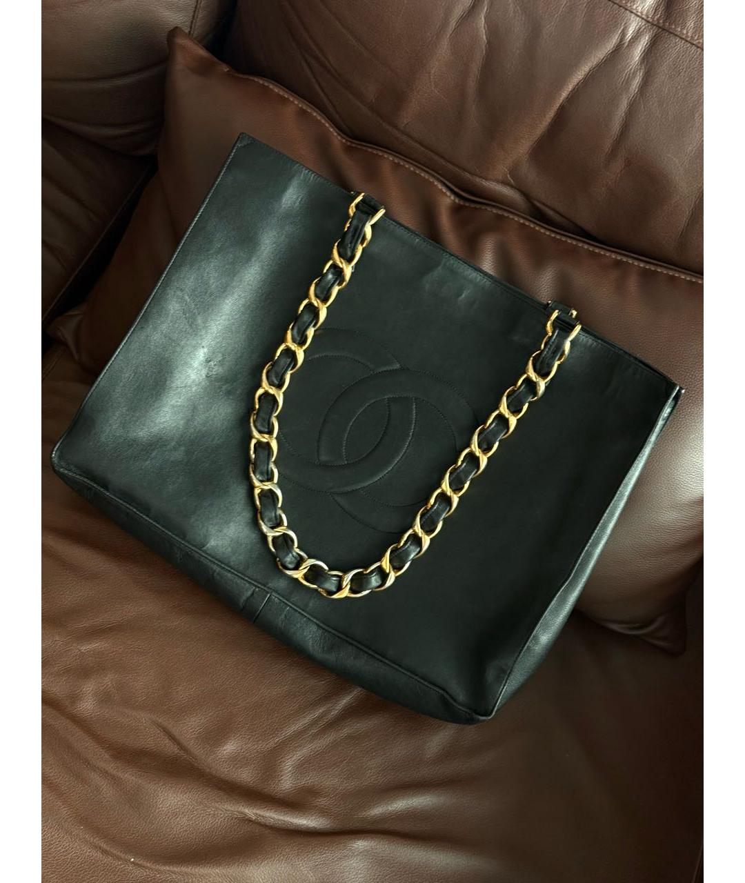 CHANEL Черная кожаная сумка тоут, фото 2