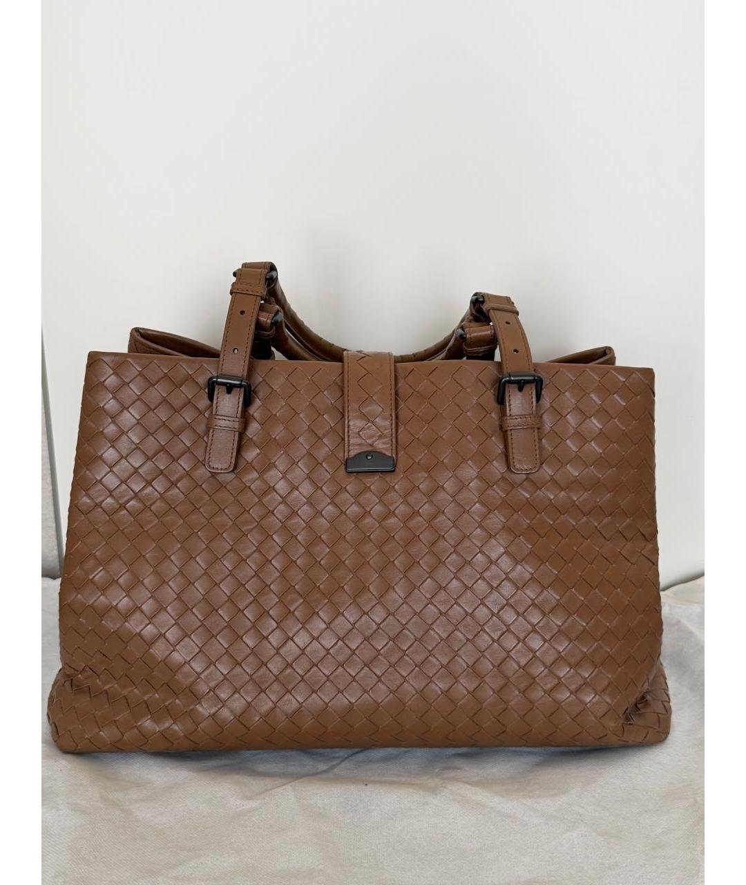 BOTTEGA VENETA Бежевая кожаная сумка с короткими ручками, фото 2