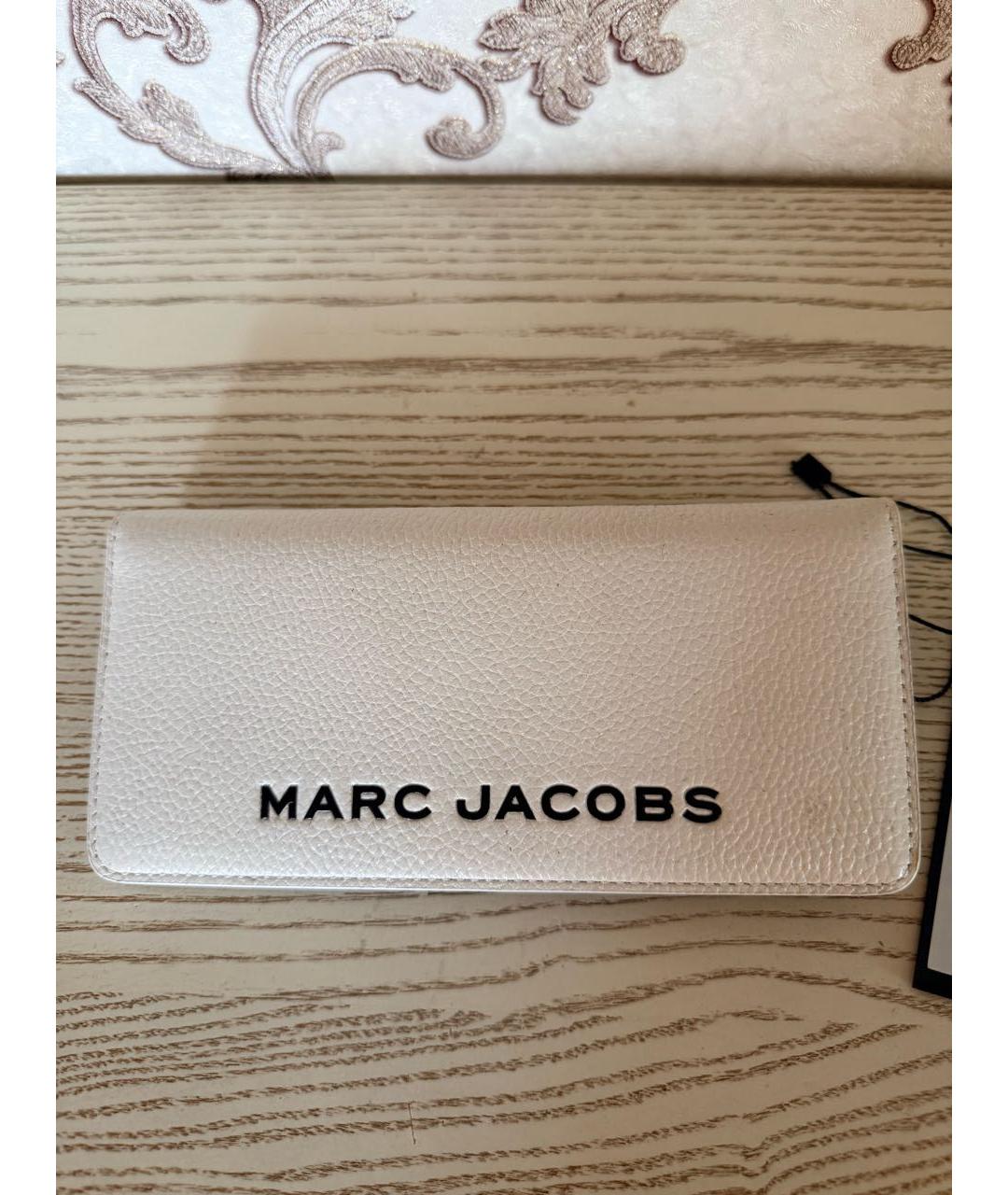 MARC JACOBS Белый кожаный кошелек, фото 6