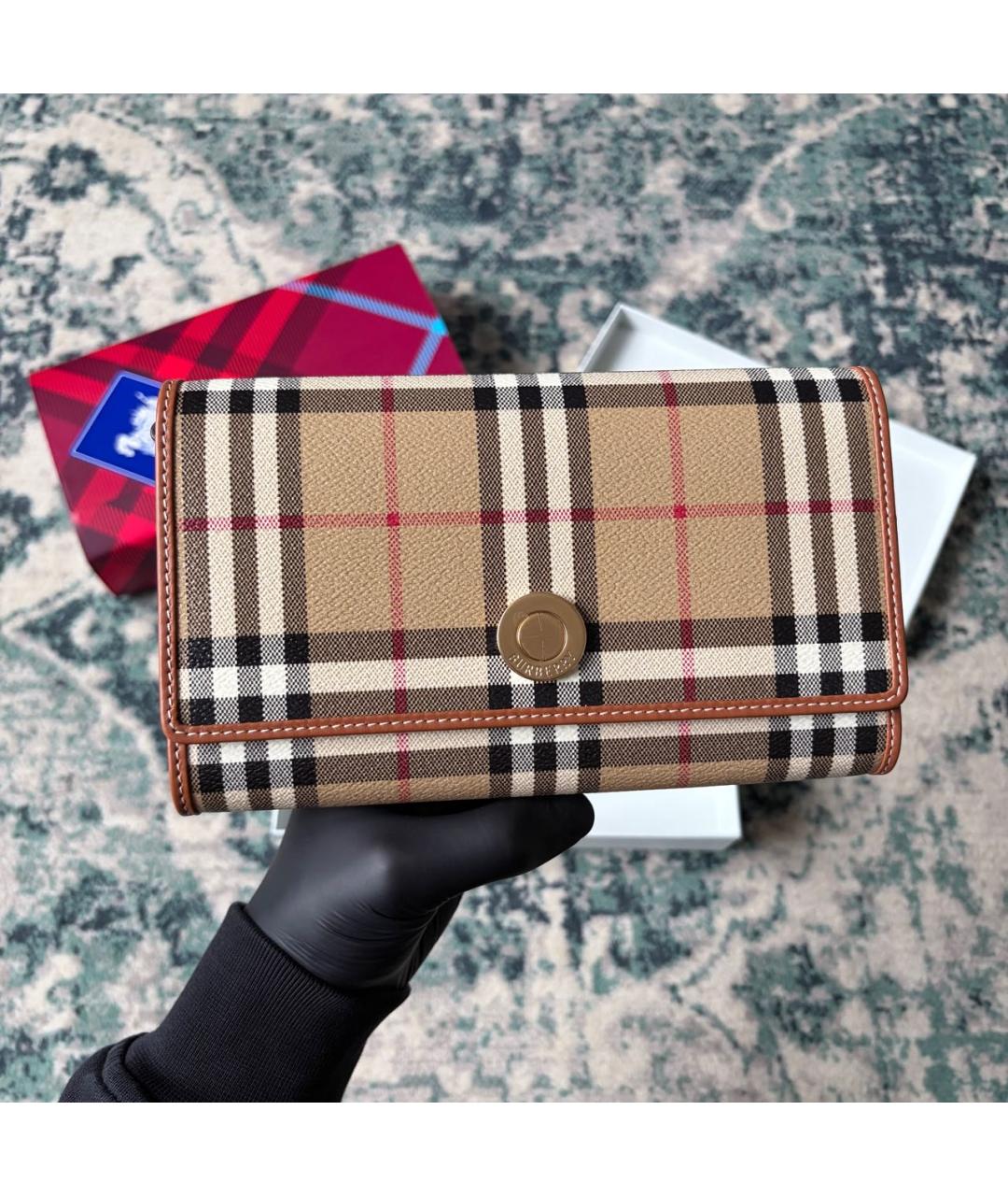 BURBERRY Бежевая кожаная сумка через плечо, фото 3