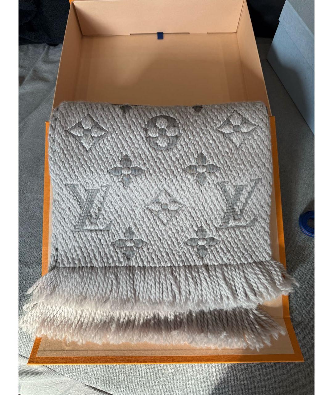 LOUIS VUITTON Серый шерстяной шарф, фото 7